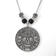 Load image into Gallery viewer, Skull Disc Mask Pendant