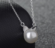 Load image into Gallery viewer, Freshwater Pearl Ball Necklace