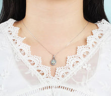 Load image into Gallery viewer, Antique Silver Opal Necklace
